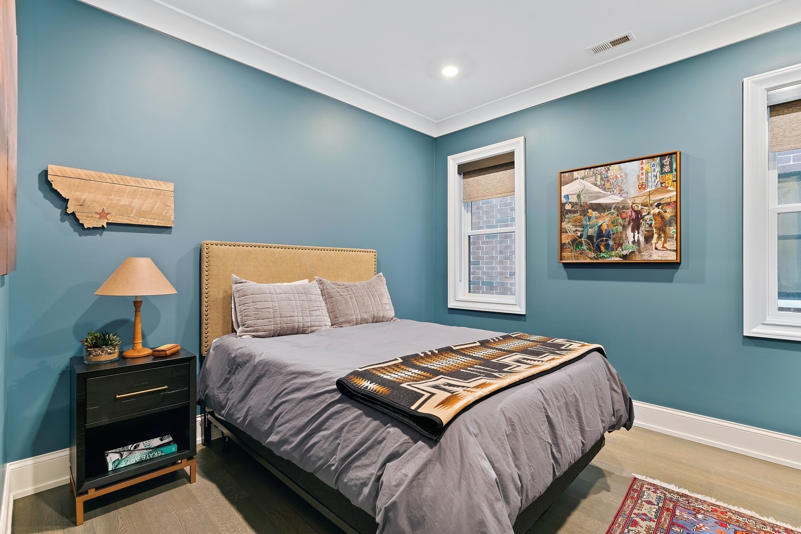 2020 N Howe Street Unit: 2S