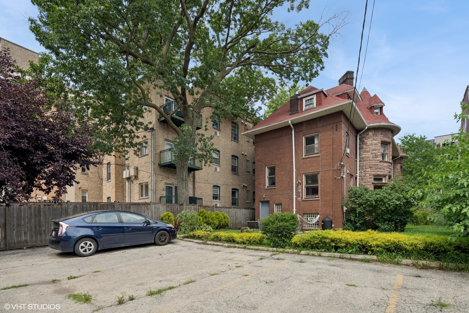 4516 N Sheridan Road