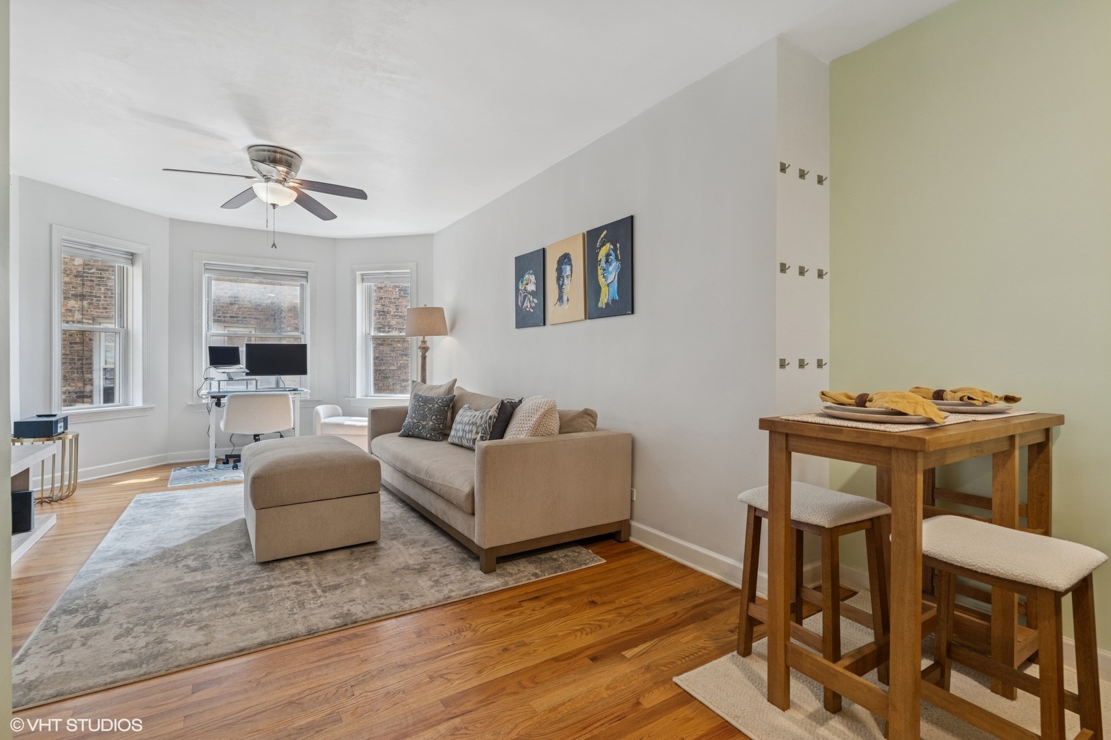 1531 W Rosemont Avenue Unit: 1S