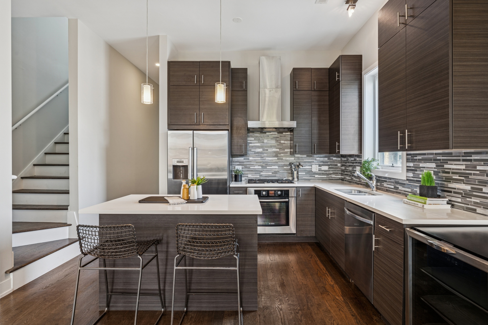 948 N Honore Street Unit: 3