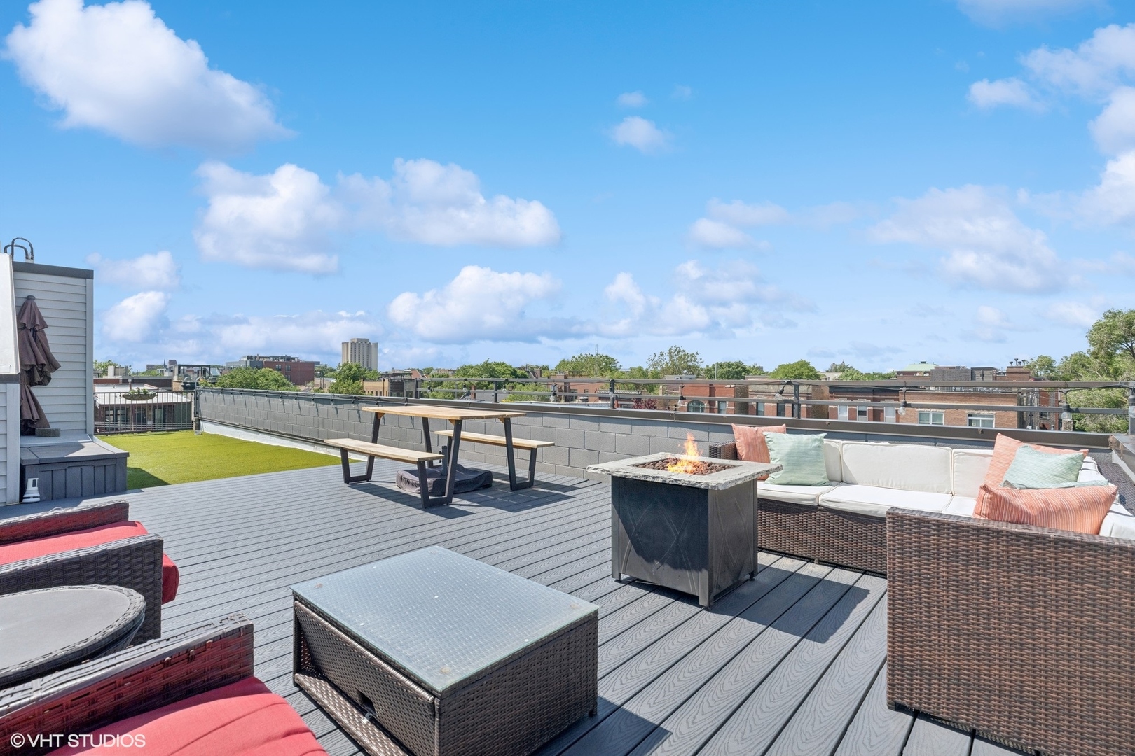 948 N Honore Street Unit: 3