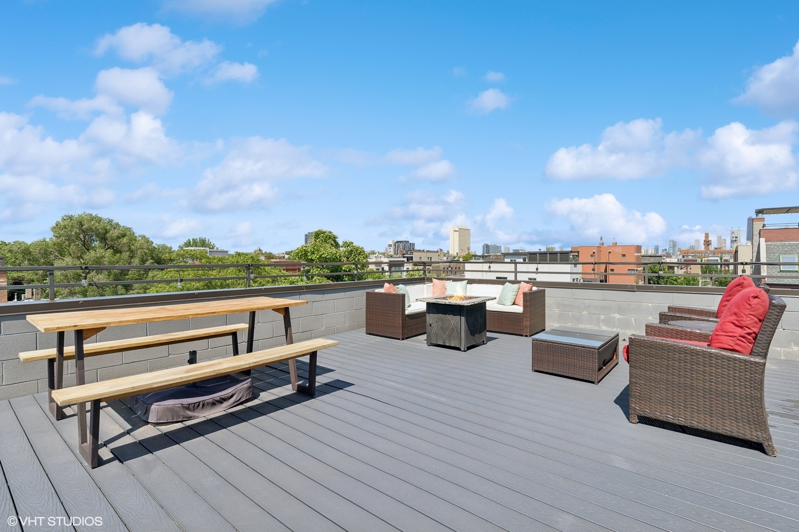 948 N Honore Street Unit: 3