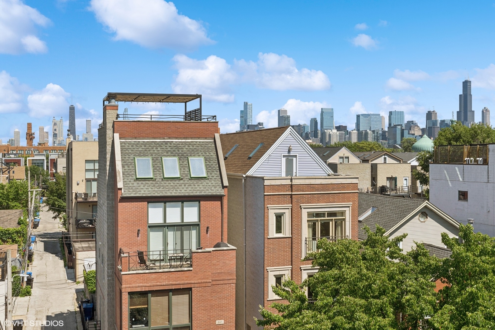 948 N Honore Street Unit: 3