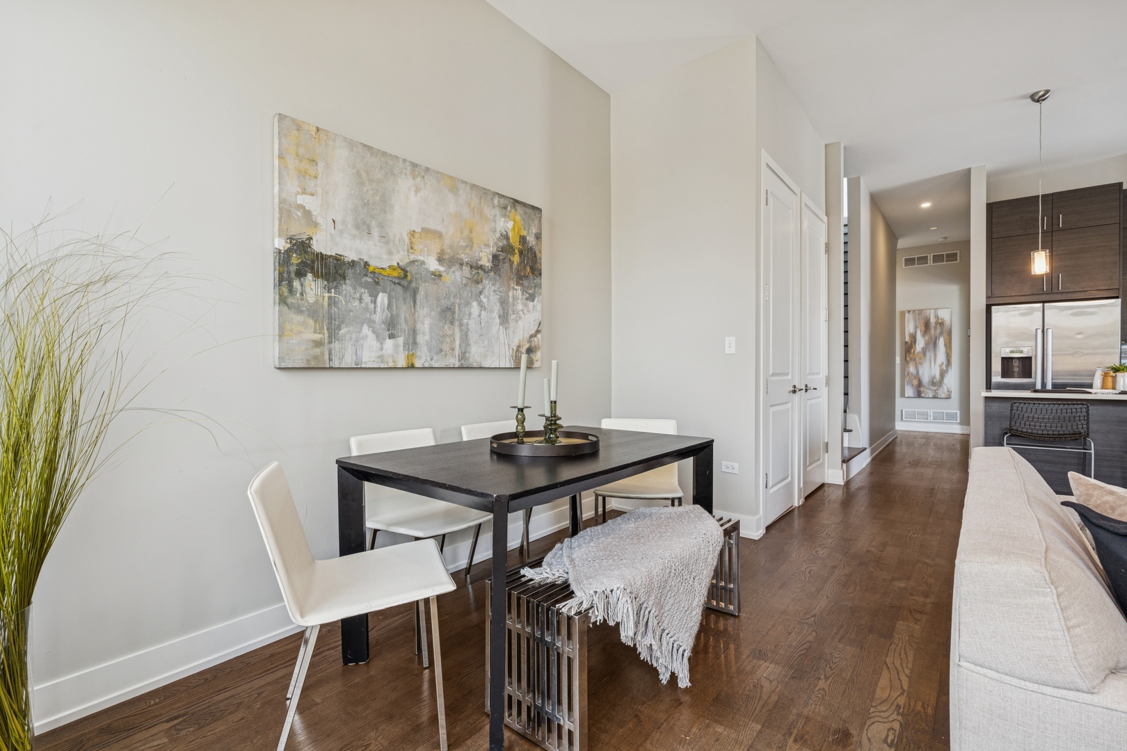 948 N Honore Street Unit: 3