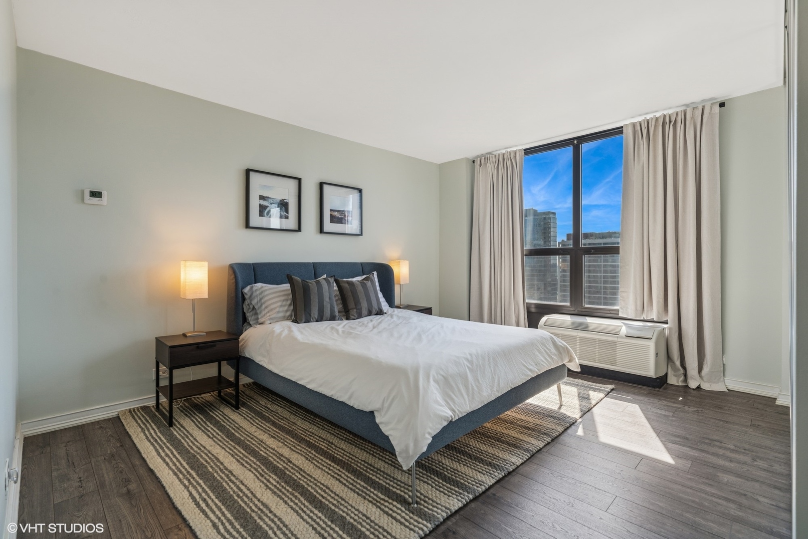 899 S Plymouth Court Unit: 2003