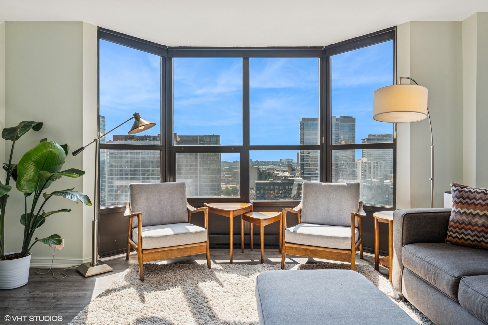 899 S Plymouth Court Unit: 2003