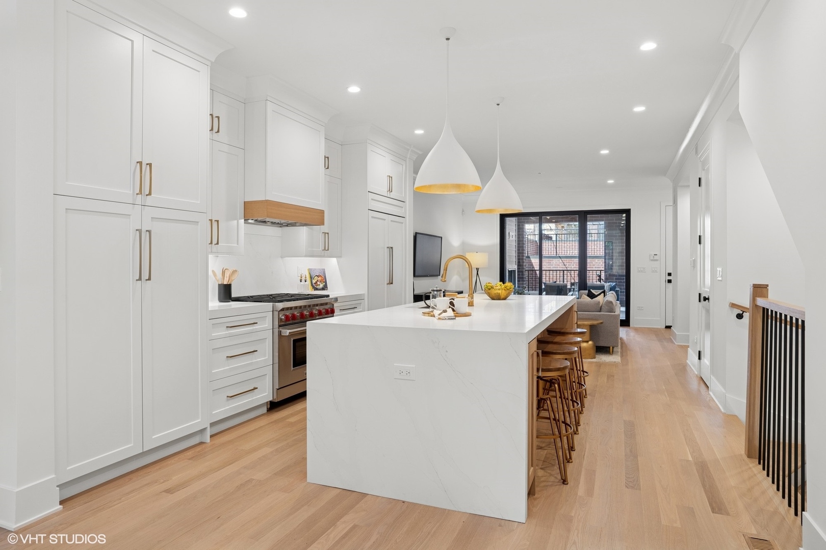 2118 N Sheffield Avenue Unit: 1