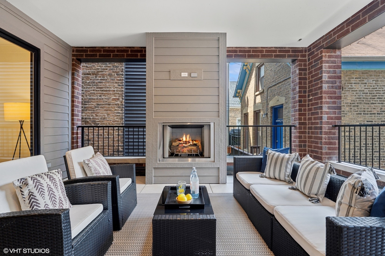 2118 N Sheffield Avenue Unit: 1