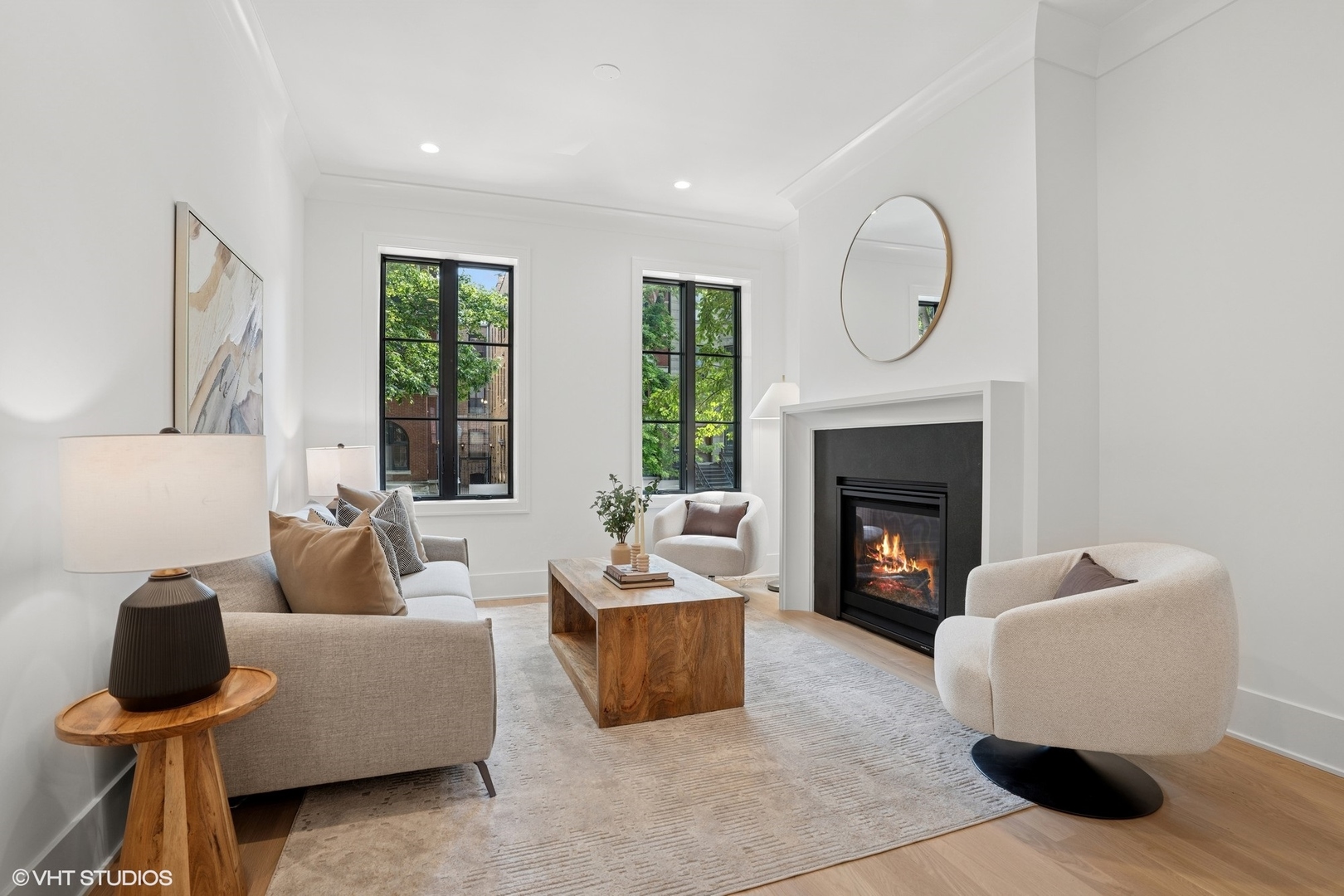 2118 N Sheffield Avenue Unit: 1