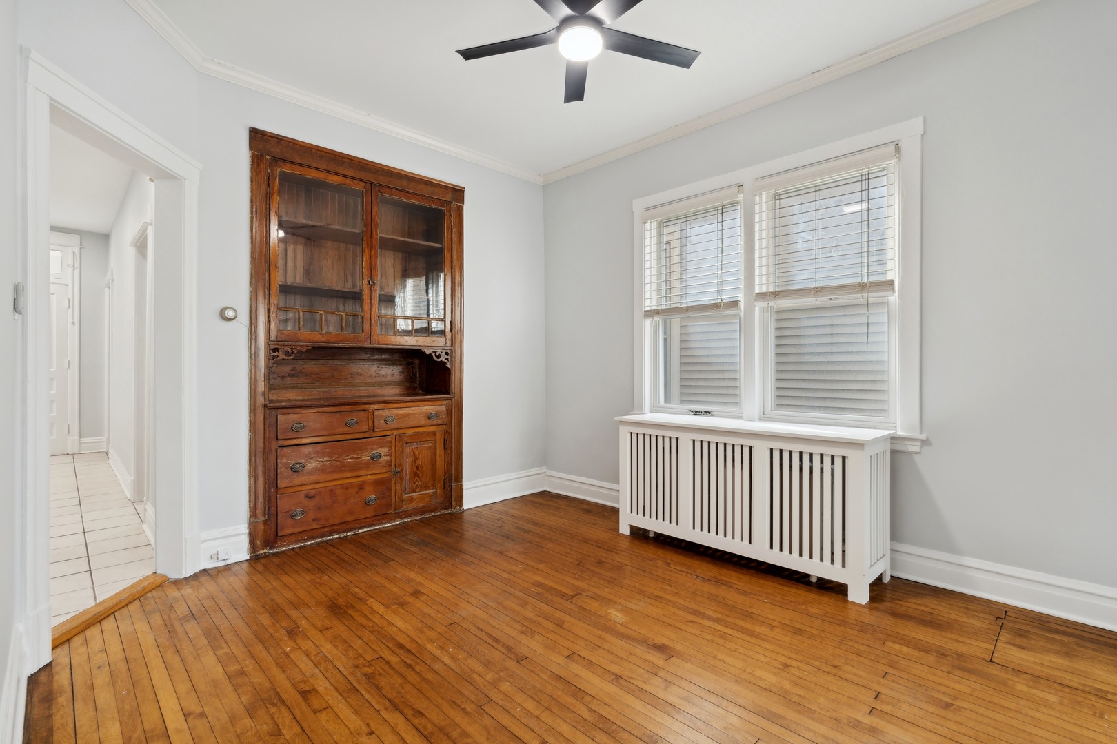 3655 N Hermitage Avenue Unit: 1
