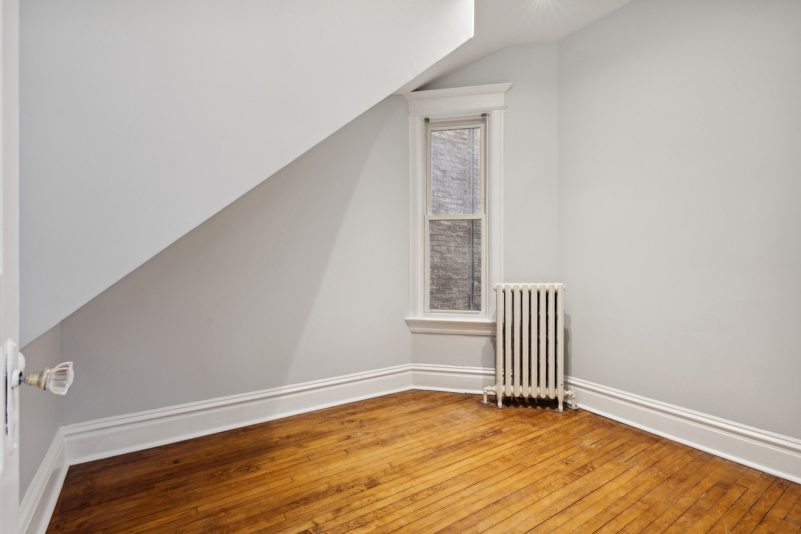 3655 N Hermitage Avenue Unit: 1