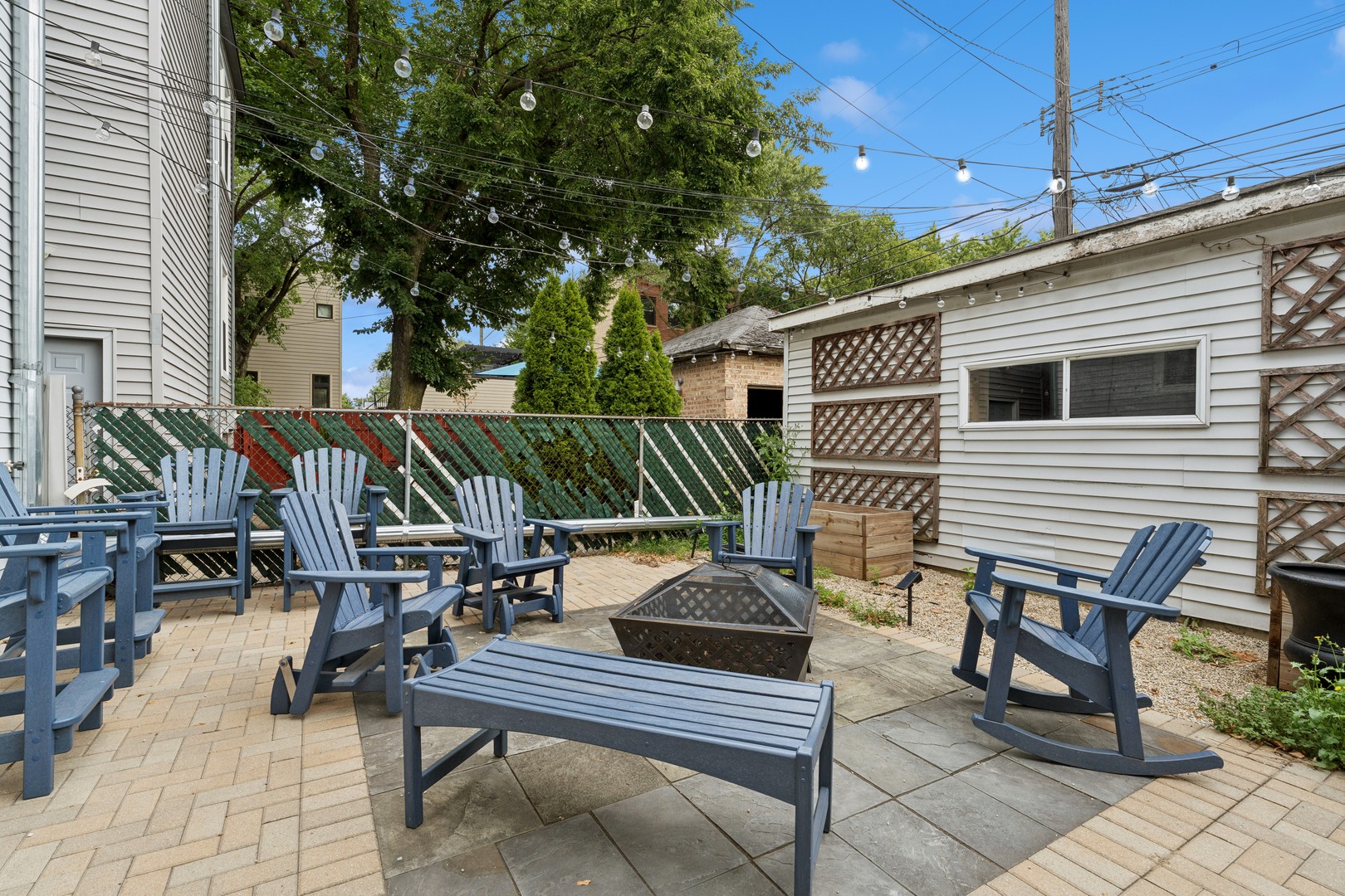 3655 N Hermitage Avenue Unit: 1