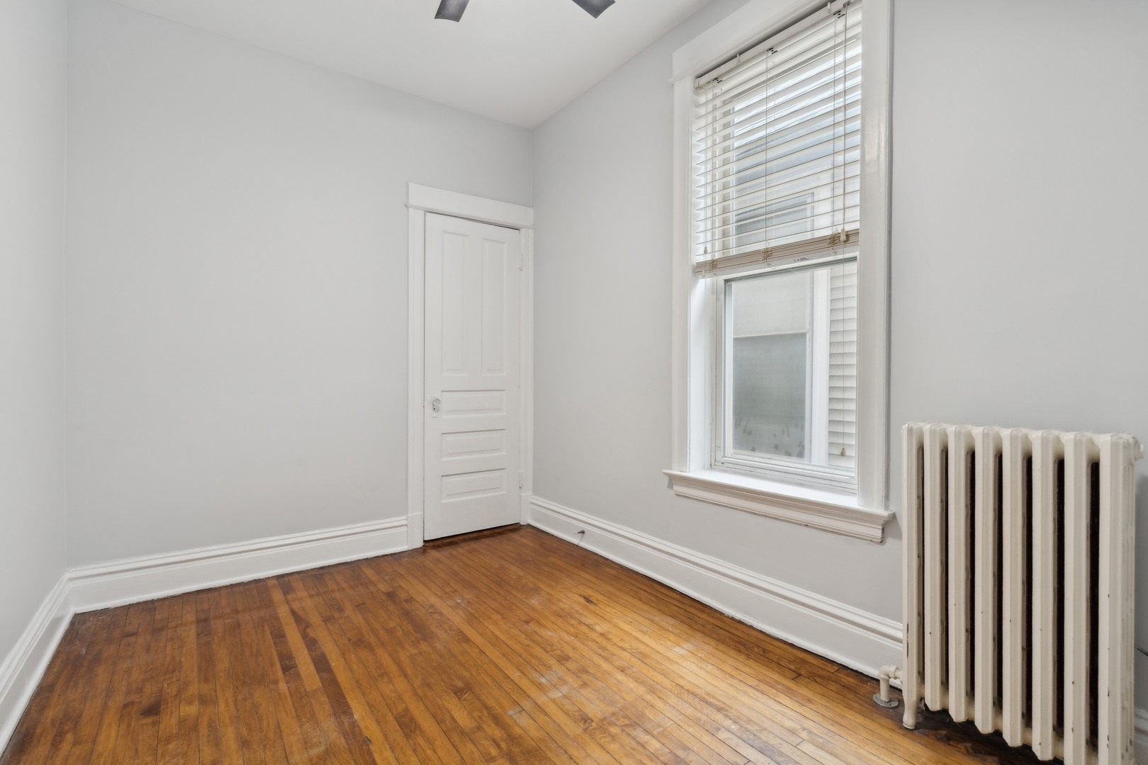 3655 N Hermitage Avenue Unit: 1