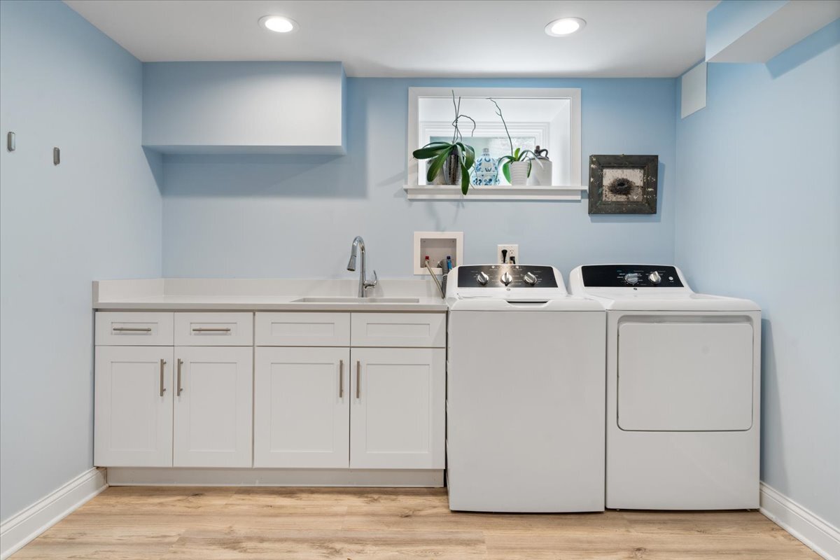 3746 N Lakewood Avenue Unit: 3