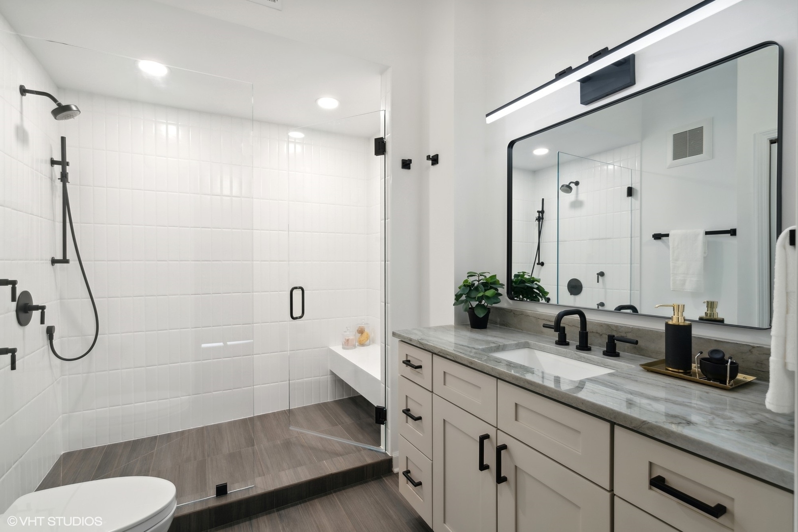 11 N Green Street Unit: 2D
