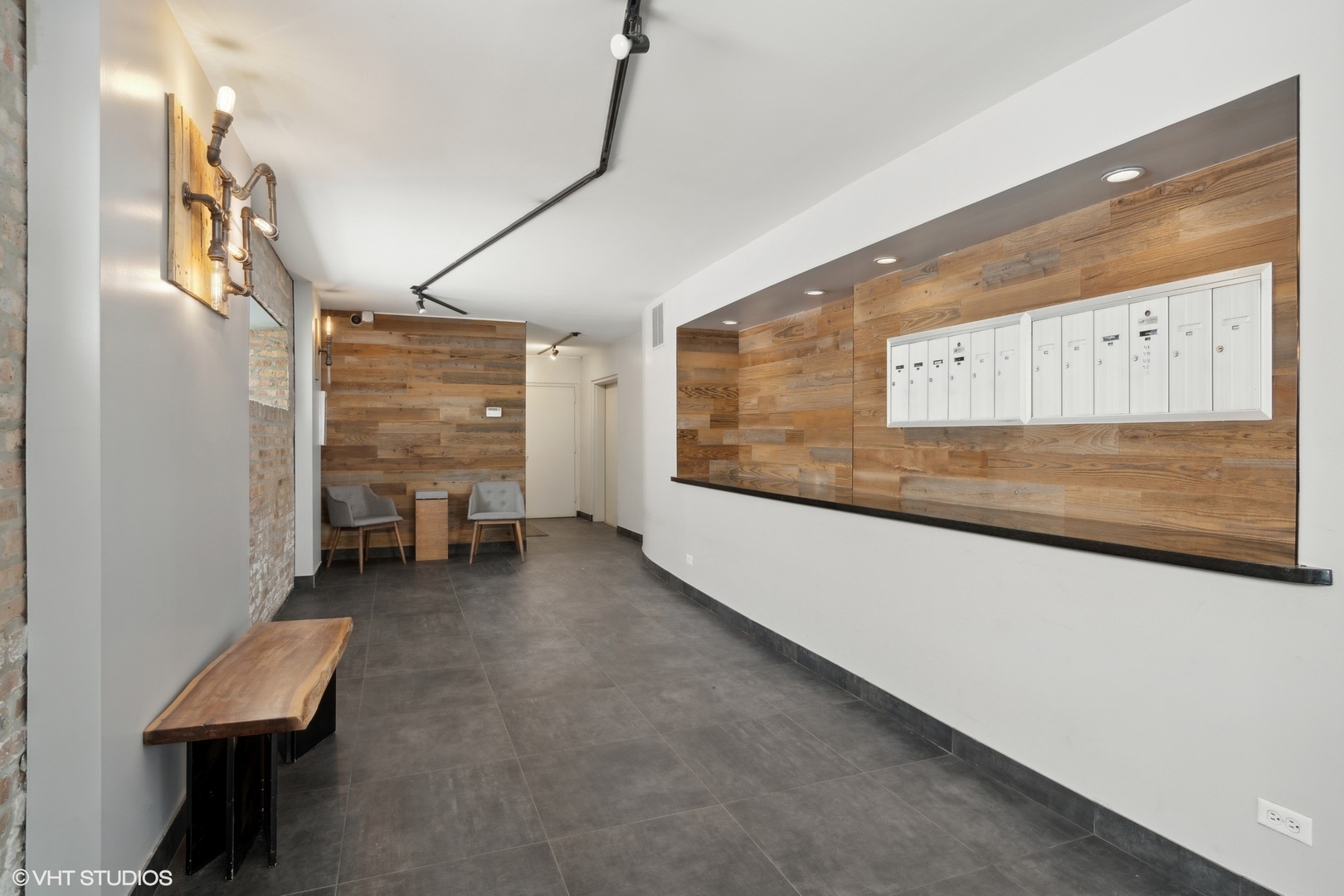 11 N Green Street Unit: 2D