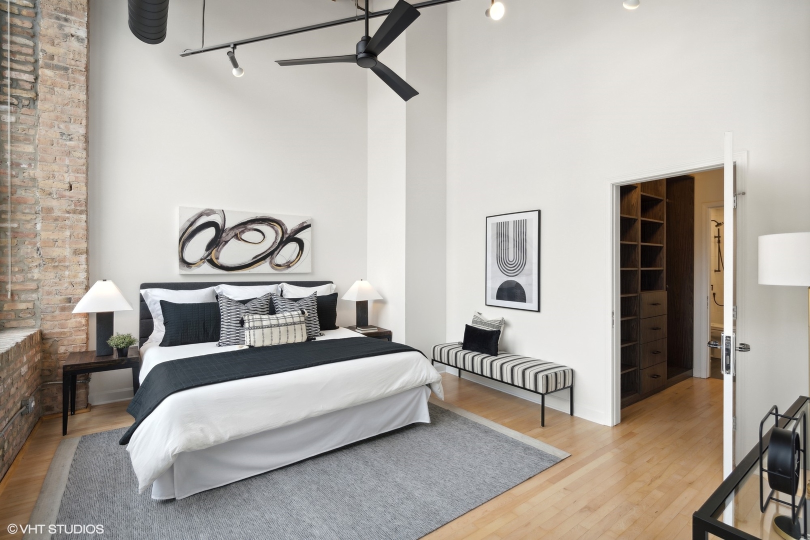 11 N Green Street Unit: 2D