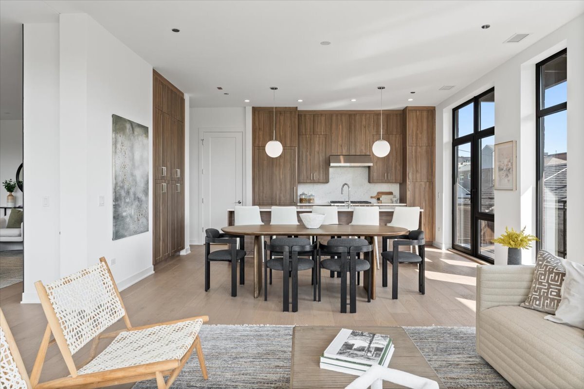 1340 W Chestnut Street Unit: 301