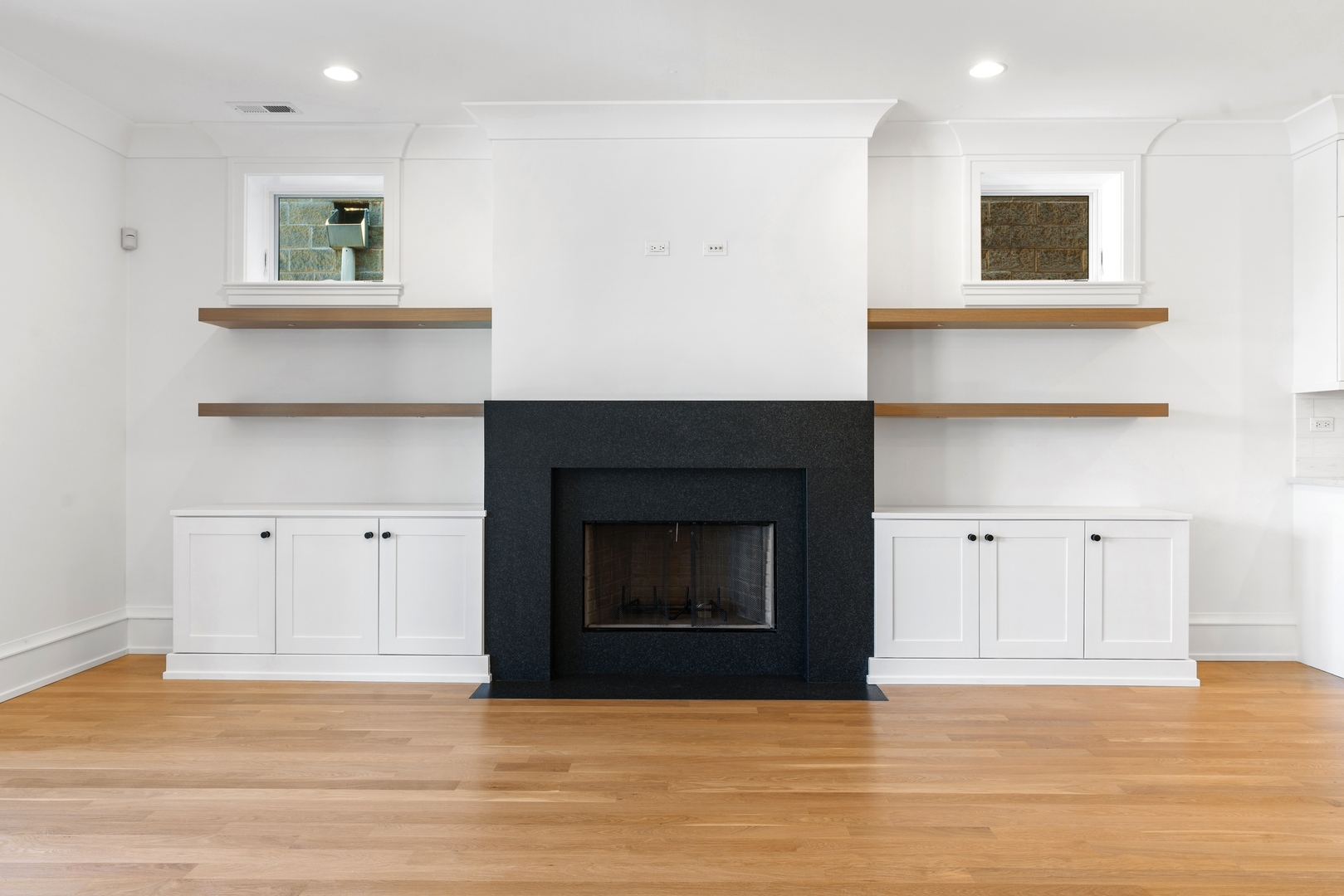 1942 N Orchard Street Unit: 1N