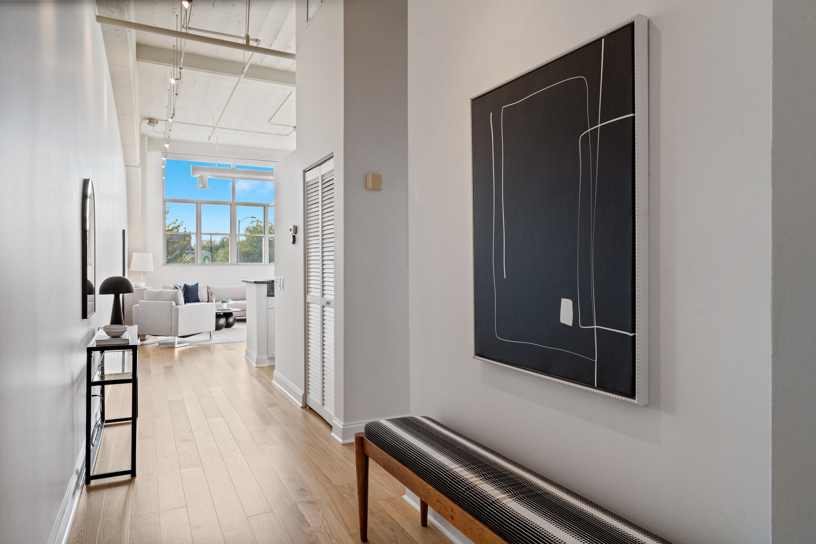 2750 N Wayne Avenue Unit: A