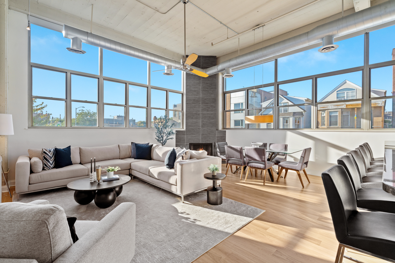 2750 N Wayne Avenue Unit: A