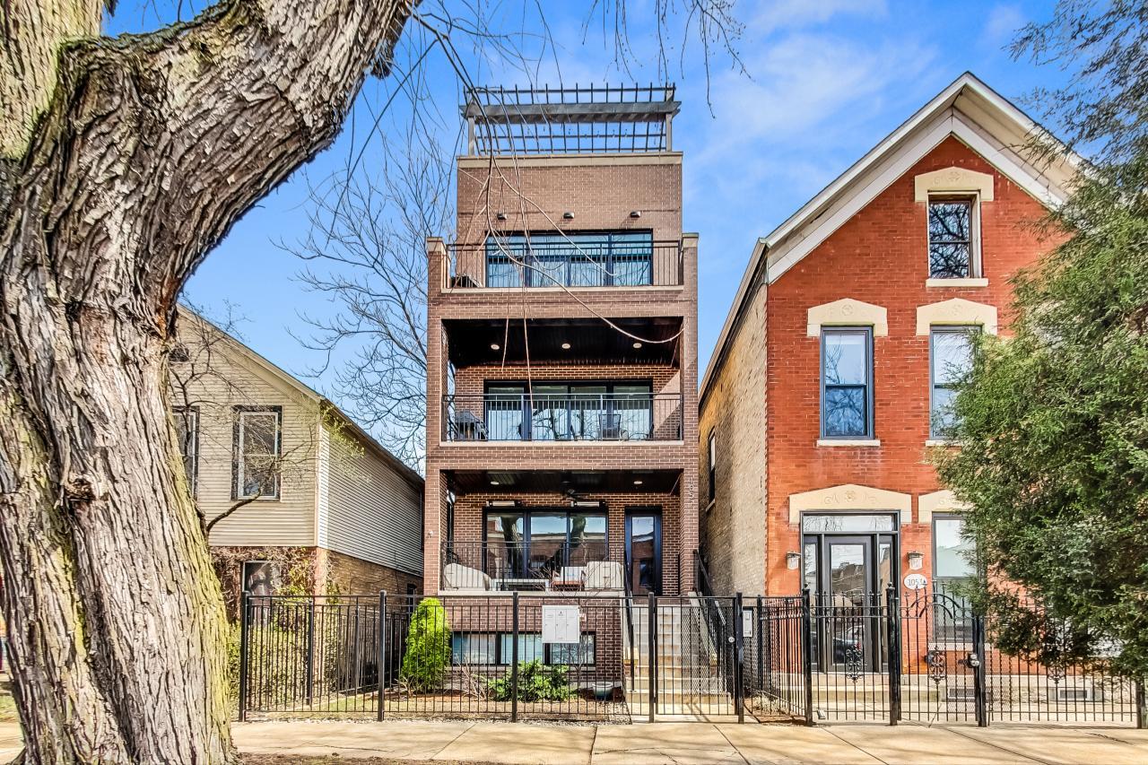 1057 N Winchester Avenue Unit: 2