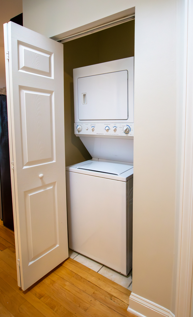 2023 N CALIFORNIA Avenue Unit: 2B