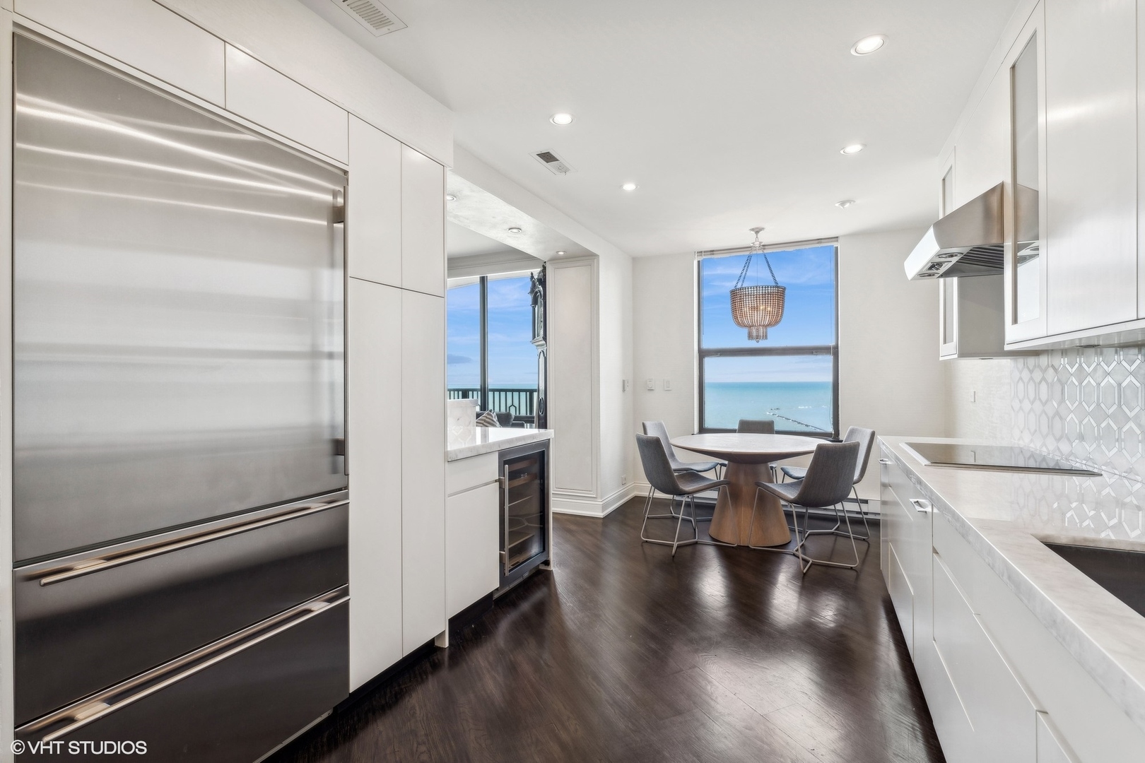 1040 N Lake Shore Drive Unit: 26B