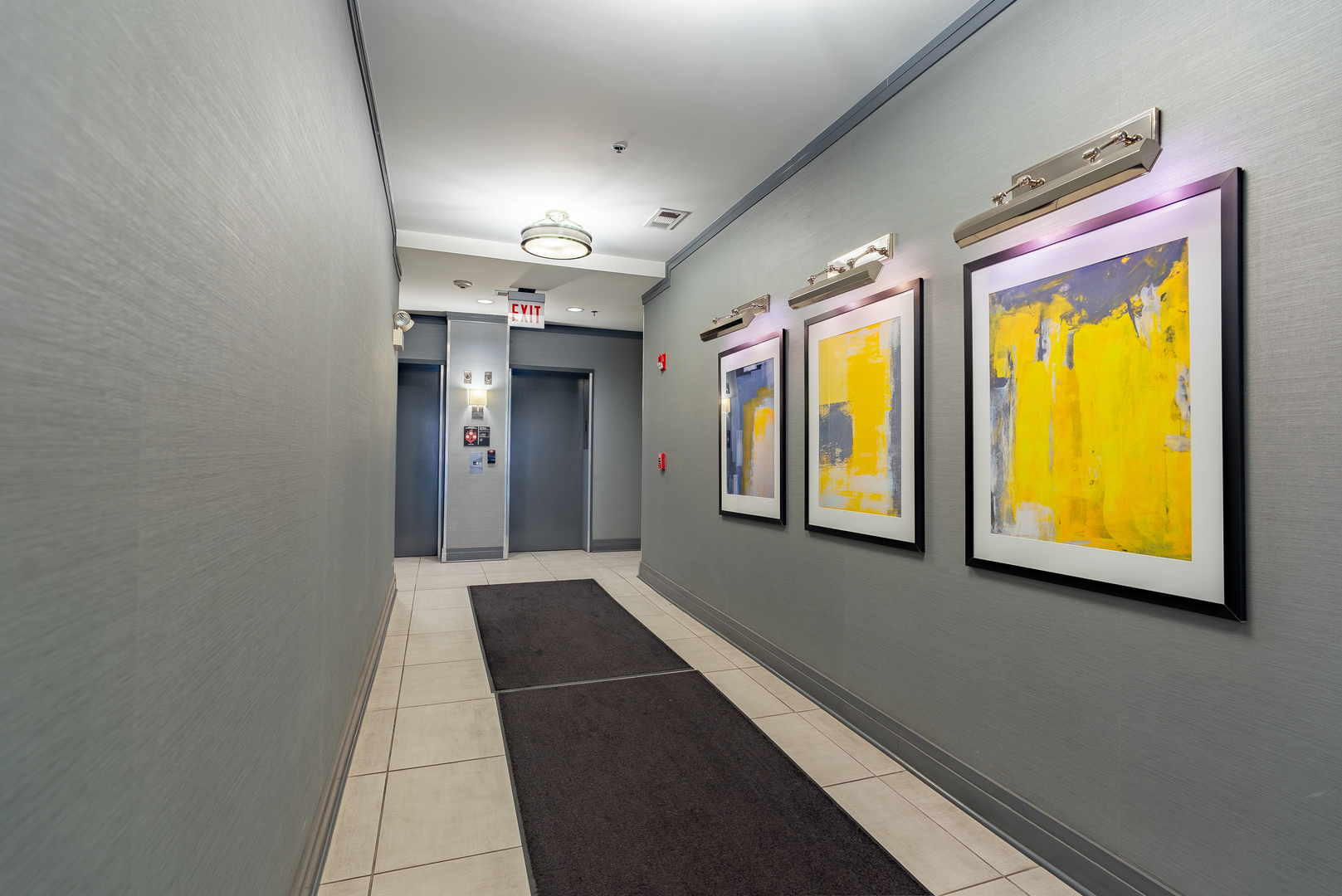 950 W Huron Street Unit: 302