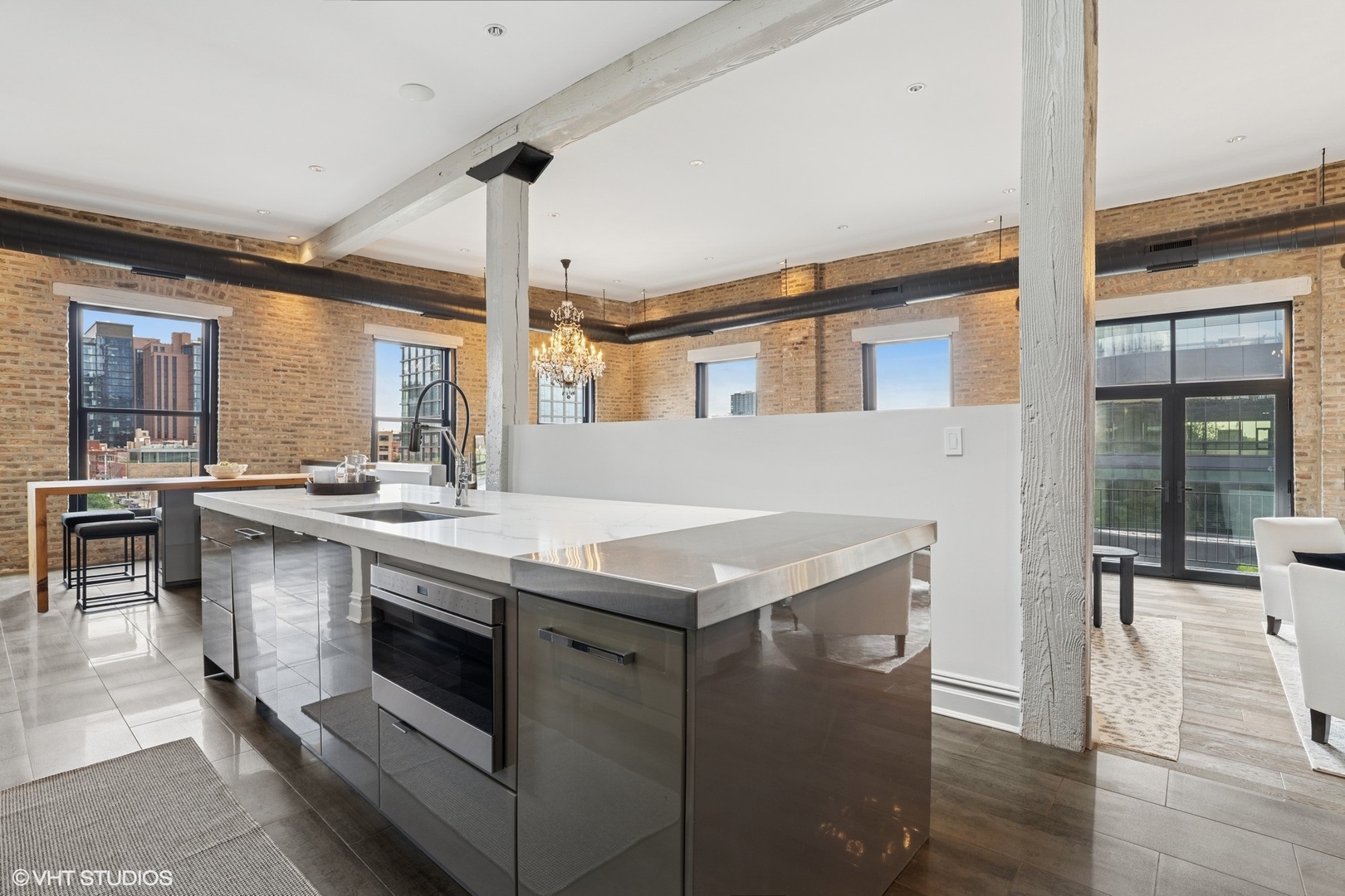 401 N Aberdeen Street Unit: 4S
