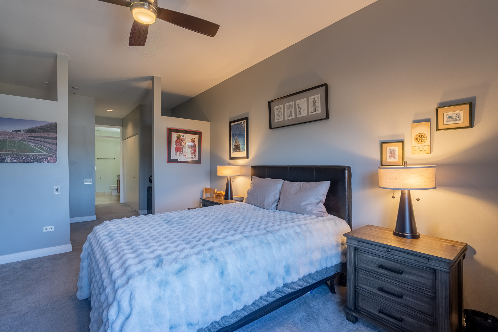 950 W Huron Street Unit: 302