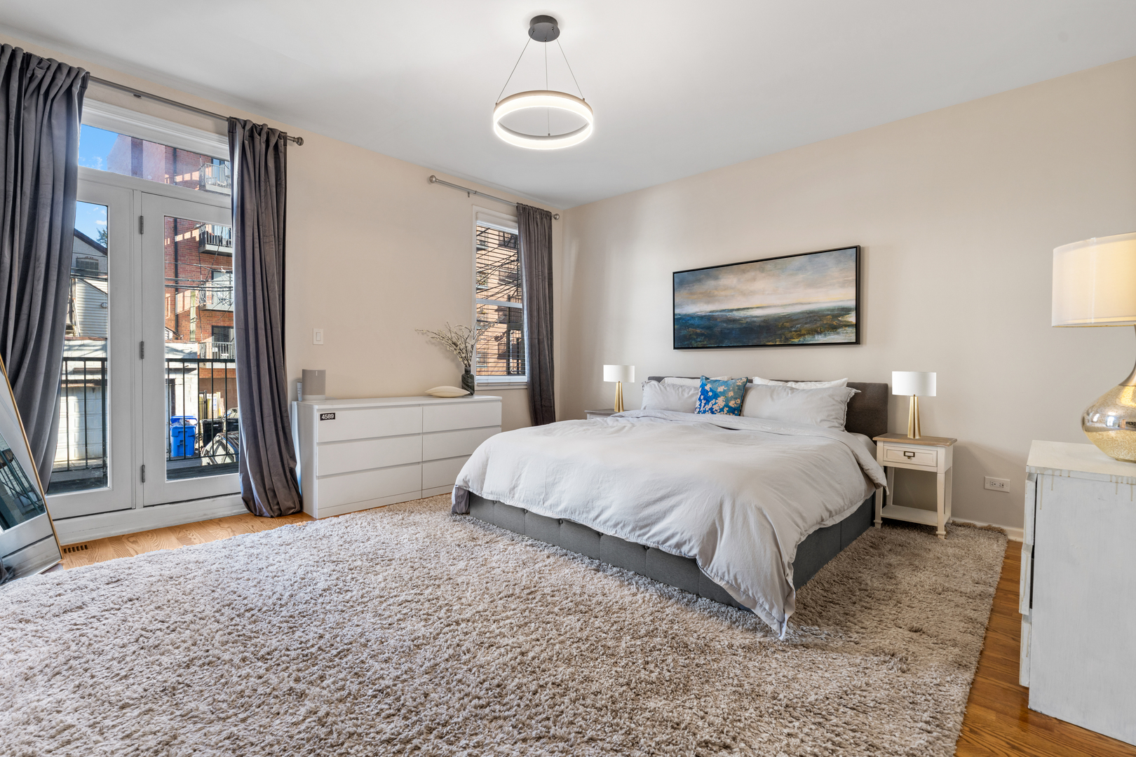 1511 N Hudson Avenue Unit: 1S