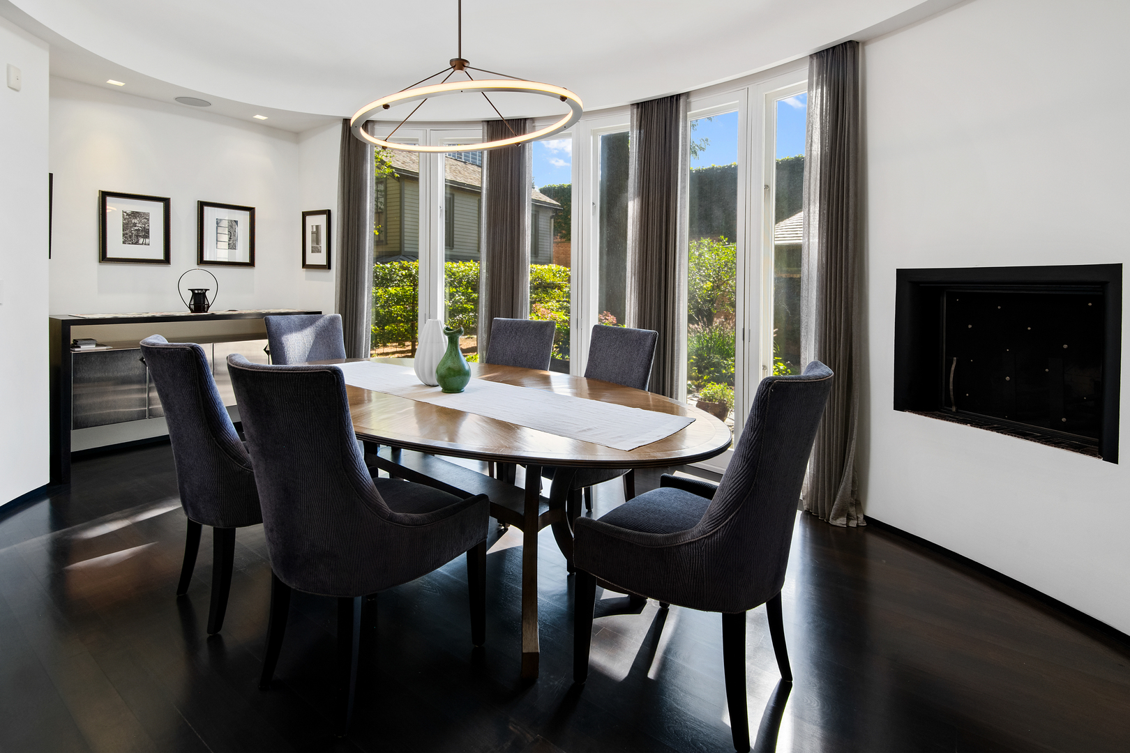 229 W Eugenie Street