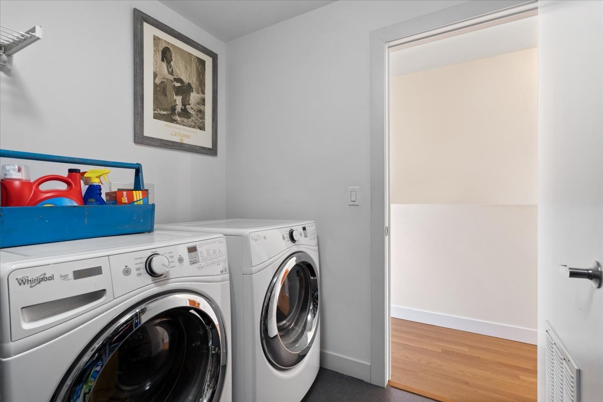 2638 N Ridgeway Avenue