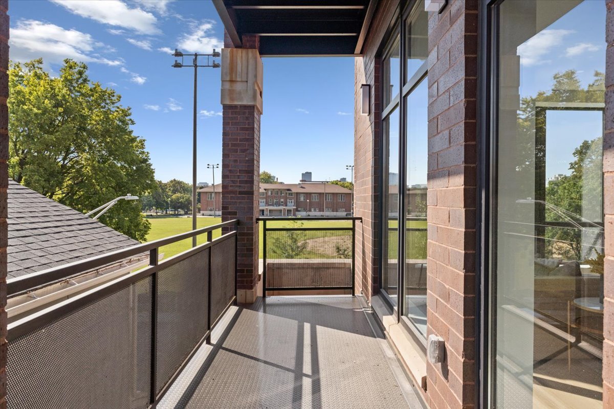 1340 W Chestnut Street Unit: 401