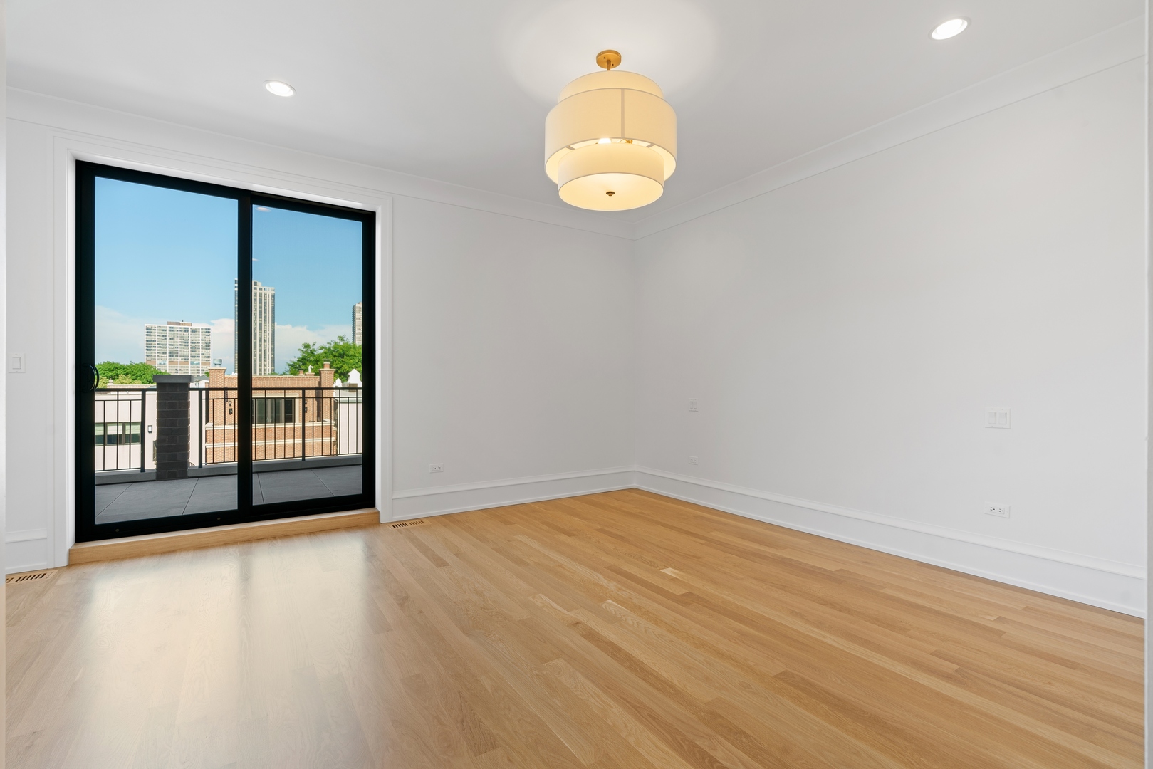 1942 N Orchard Street Unit: 3S