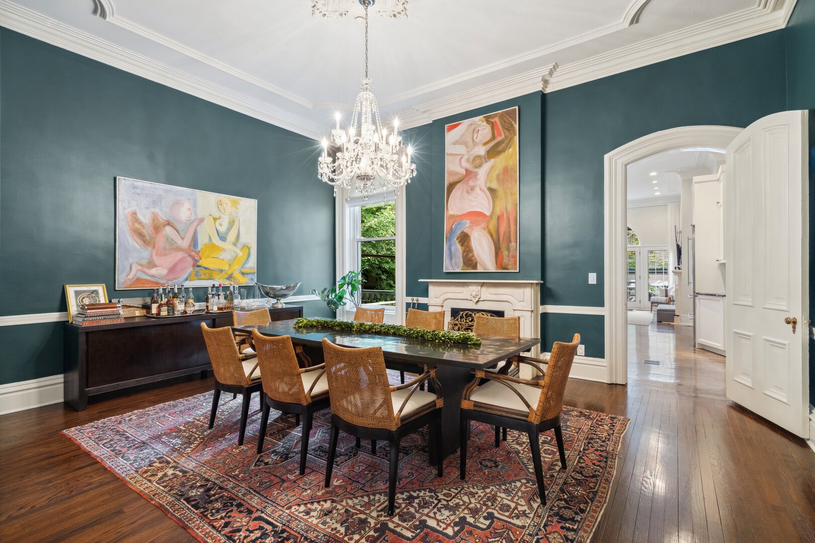 24 W Chestnut Street