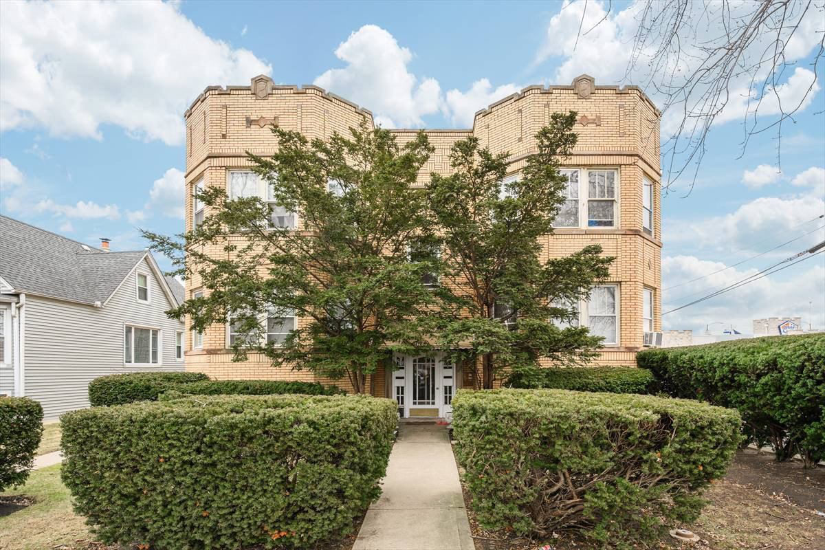 3617 N Sawyer Avenue Unit: 1