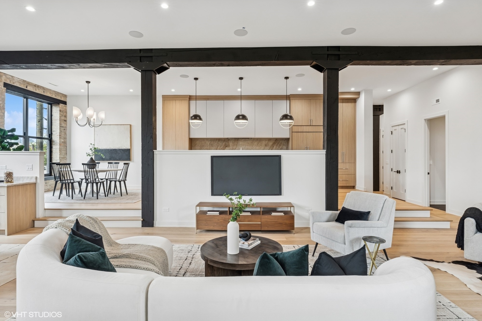 401 N Aberdeen Street Unit: 3N