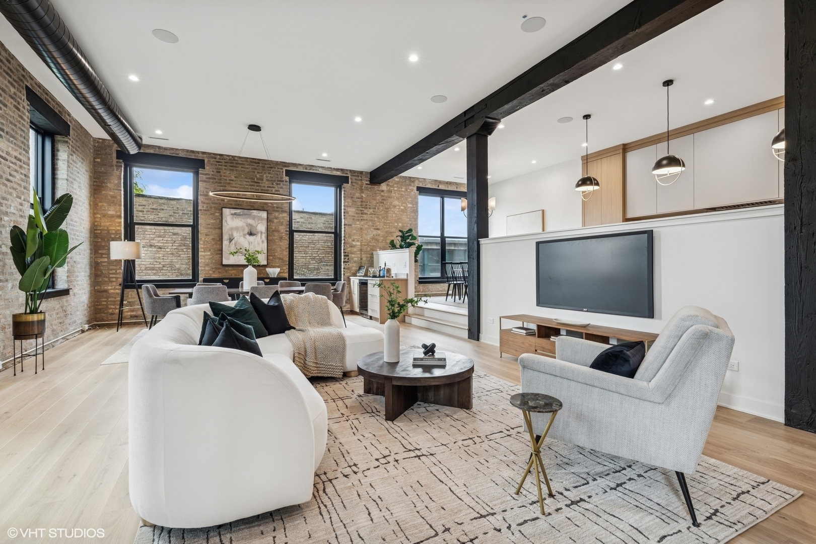 401 N Aberdeen Street Unit: 3N