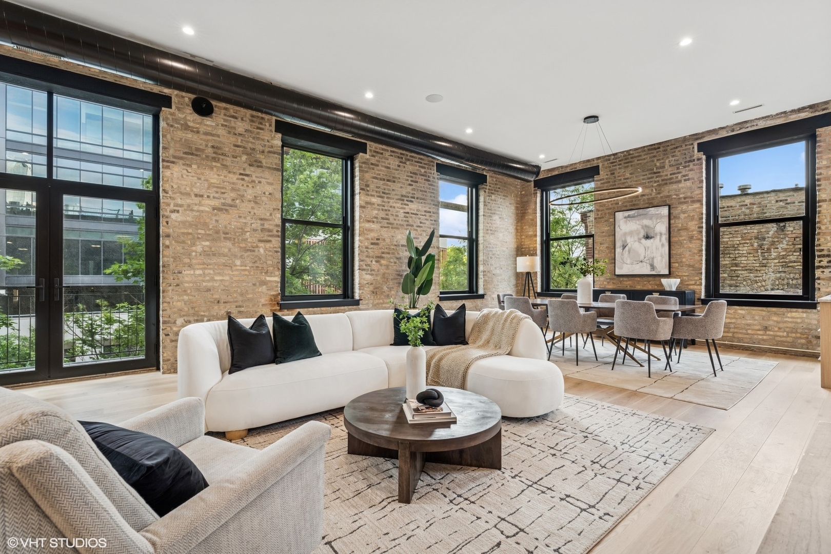 401 N Aberdeen Street Unit: 3N