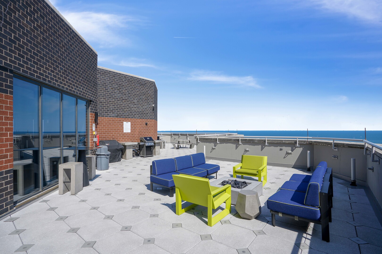 3660 N Lake Shore Drive Unit: 4202