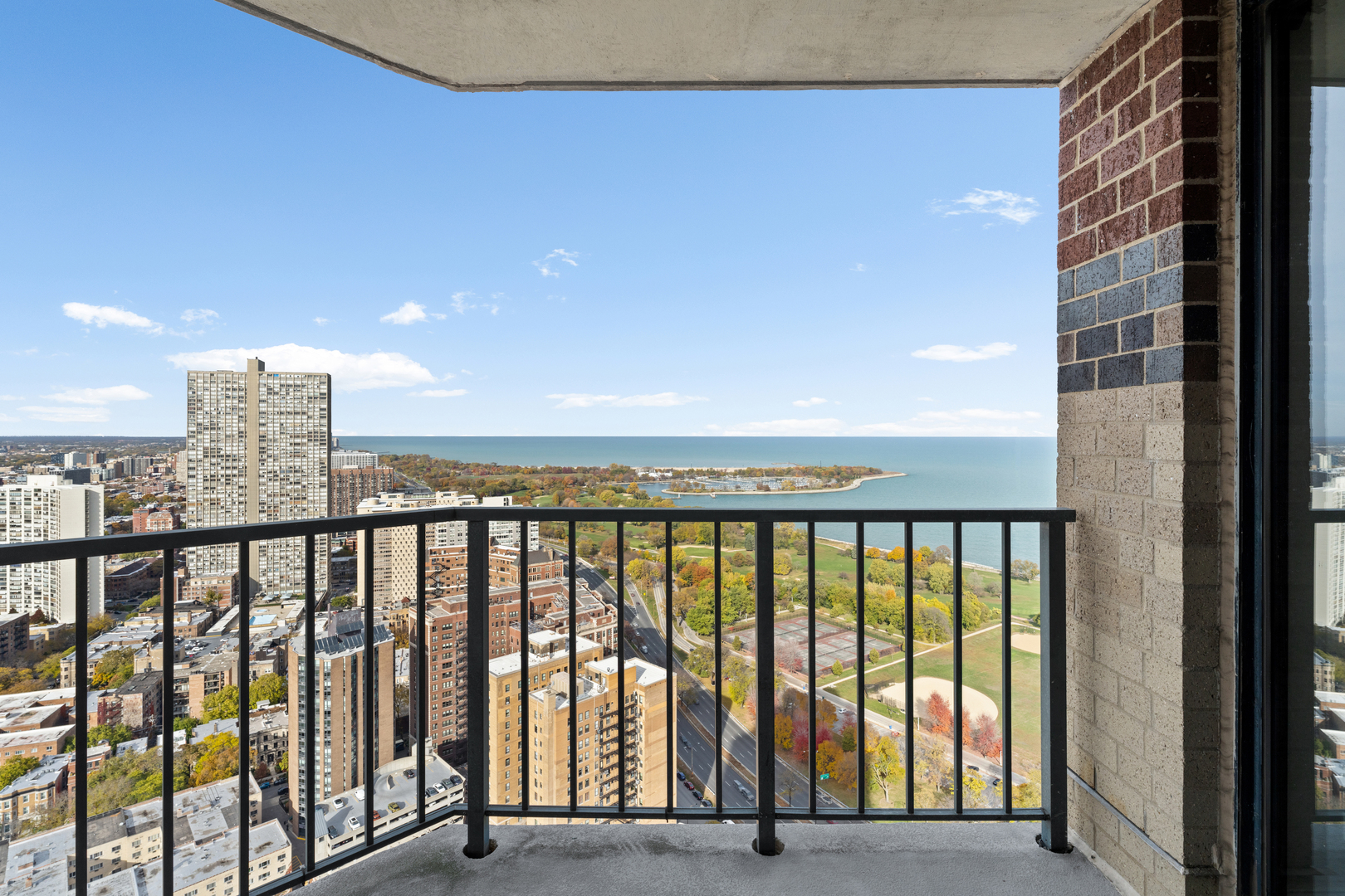 3660 N Lake Shore Drive Unit: 4202