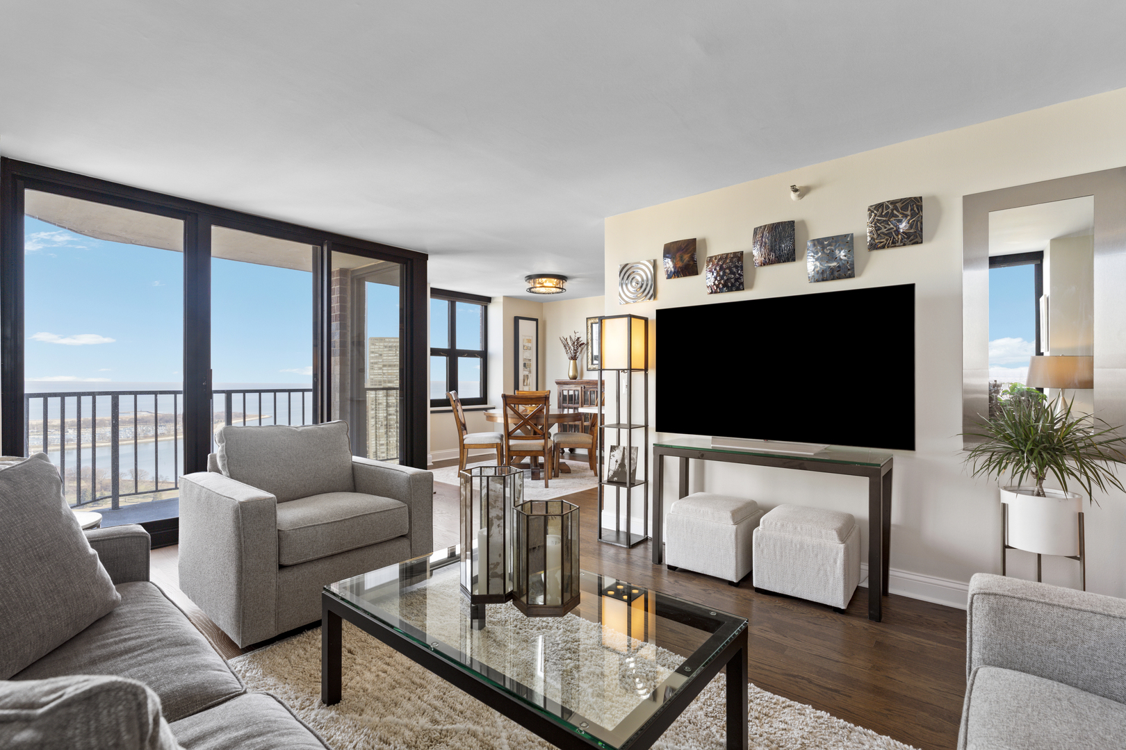 3660 N Lake Shore Drive Unit: 4202