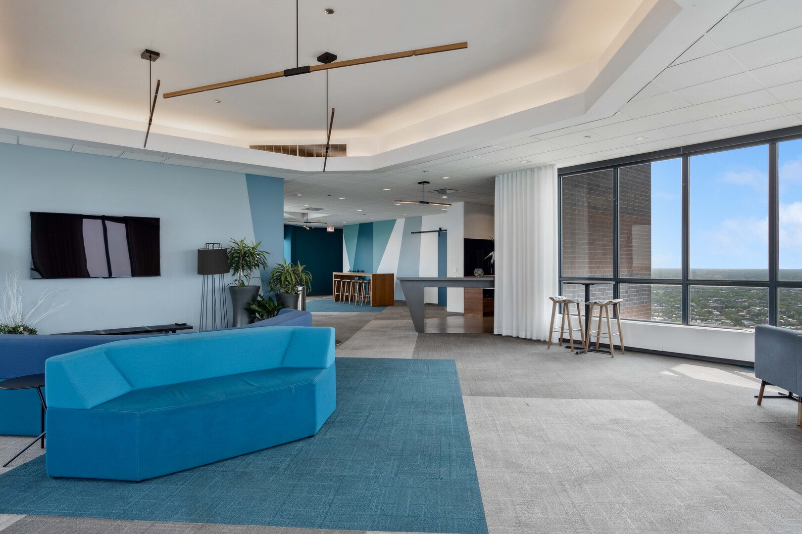 3660 N Lake Shore Drive Unit: 4202