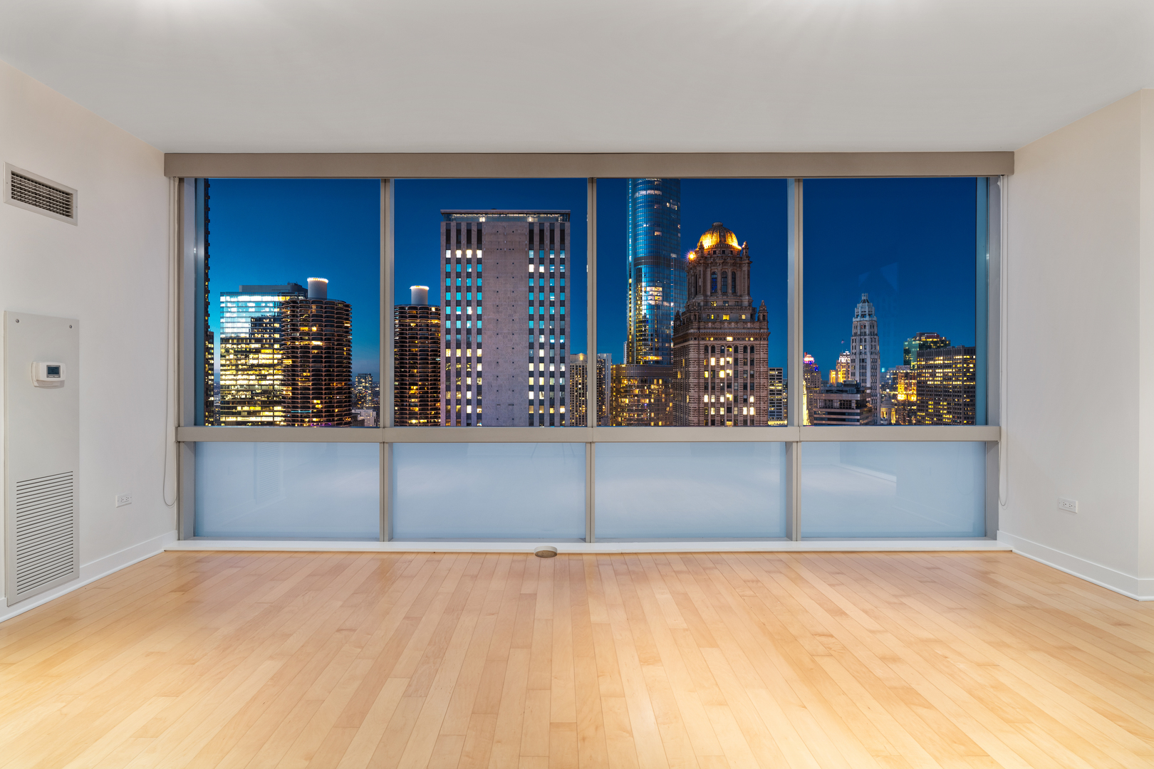 8 E Randolph Street Unit: 3301