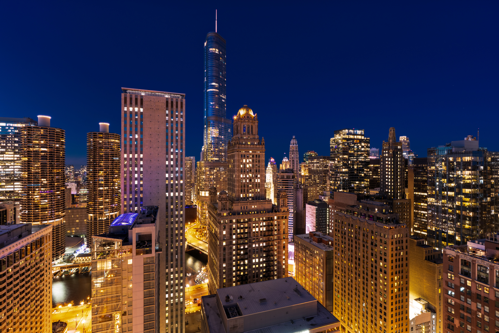 8 E Randolph Street Unit: 3301