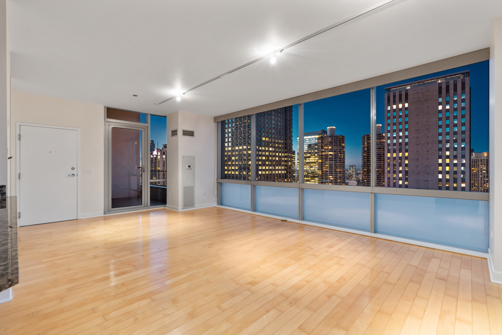 8 E Randolph Street Unit: 3301