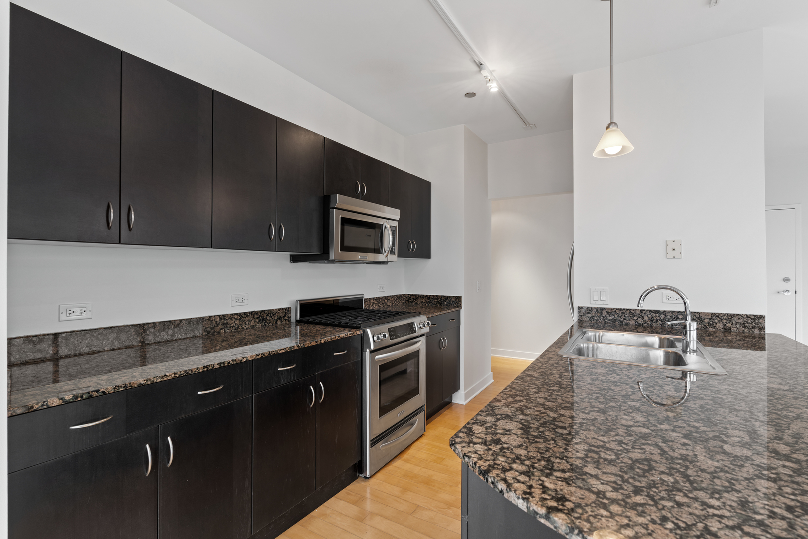 8 E Randolph Street Unit: 3301