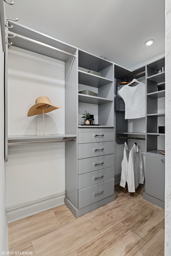 401 N Aberdeen Street Unit: 4S